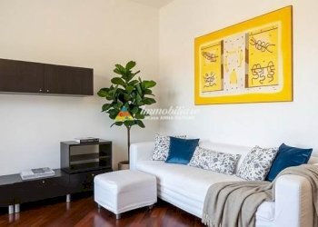 Three-room apartment VIA CHERUBINI, Bologna - photo 4