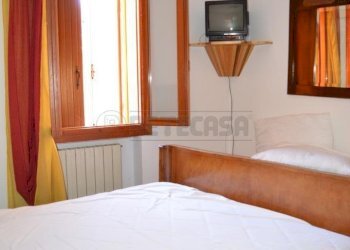 DSC_0232.JPG - Portion of a house Via caussi, Altissimo - photo 9