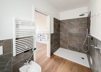 bagno - Apartment Via A. Doria, Creazzo - photo 13