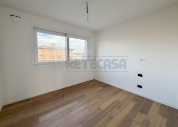 camera da letto - Apartment Via A. Doria, Creazzo - photo 18