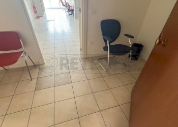 ATRIO INGRESSO - Office Via Pier Paolo Pasolini 2/A, Pradamano - photo 8