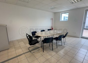 SALA RIUNIONI - Office Via Pier Paolo Pasolini 2/A, Pradamano - photo 16