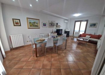 WhatsApp Image 2026-04-28 at 10.39.18 (1).jpeg - Villa a Schiera Via Ugo Fornasari, Castelvetro Piacentino - foto 2