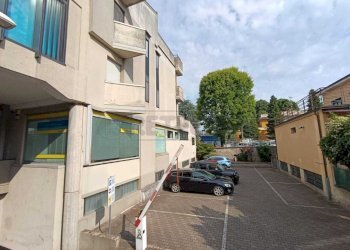 WhatsApp Image 2026-04-28 at 11.08.06 (5).jpeg - Ufficio VIA DE MAGISTRIS, Bagnolo Cremasco - foto 3