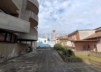 WhatsApp Image 2026-04-28 at 11.08.06 (3).jpeg - Ufficio VIA DE MAGISTRIS, Bagnolo Cremasco - foto 5