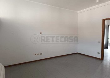 WhatsApp Image 2026-04-28 at 11.08.04 (3).jpeg - Ufficio VIA DE MAGISTRIS, Bagnolo Cremasco - foto 17