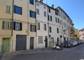 facciata - Appartamento Piazzale Daniele Bertozzi 9, Parma (zona Oltretorrente) - foto 5