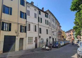 facciata - Appartamento Piazzale Daniele Bertozzi 9, Parma (zona Oltretorrente) - foto 9