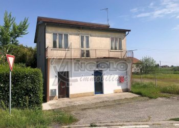 veduta esterna immobile - Rustic Stienta - photo 4