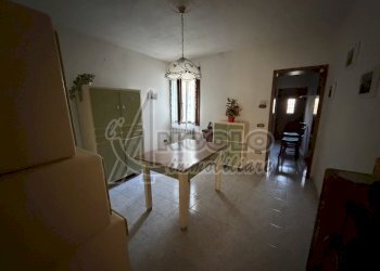 pranzo 1.jpg - Villa a Schiera Canaro - foto 3