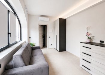 1373ABCA-F8B6-48A1-936D-B957C0214B3C - Three-room apartment Via Dante Alighieri 1, Cureggio - photo 5