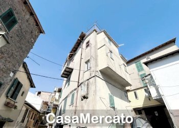 4.jpg - Bilocale Via San Francesco d'Assisi, Rocca di Papa - foto 2