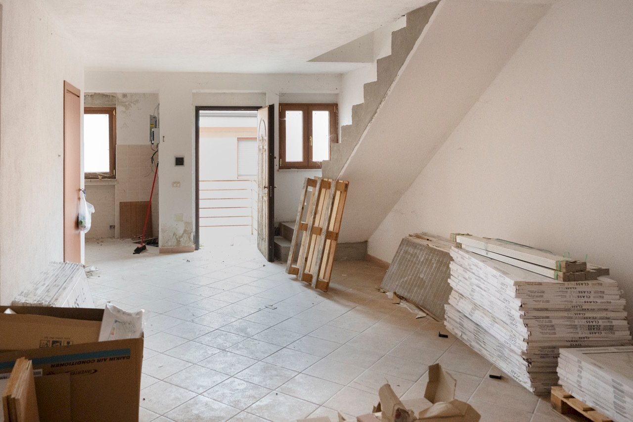 ingresso cucina/soggiorno - Casa indipendente Via Dante Alighieri, San Fele - foto 2