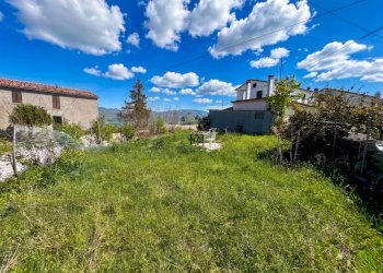 GIARDINO - Townhouse Via Trieste 2, Novafeltria - photo 11