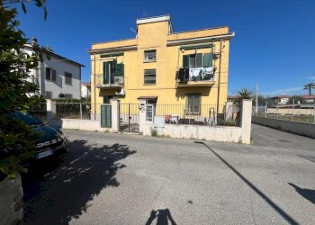 Palazzina - One-room apartment Via Servilia, Roma - photo 13