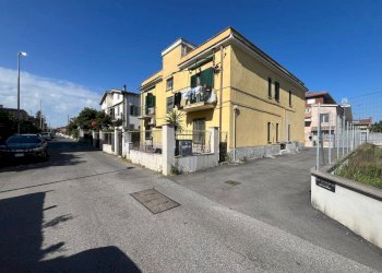 Palazzina - One-room apartment Via Servilia, Roma - photo 15