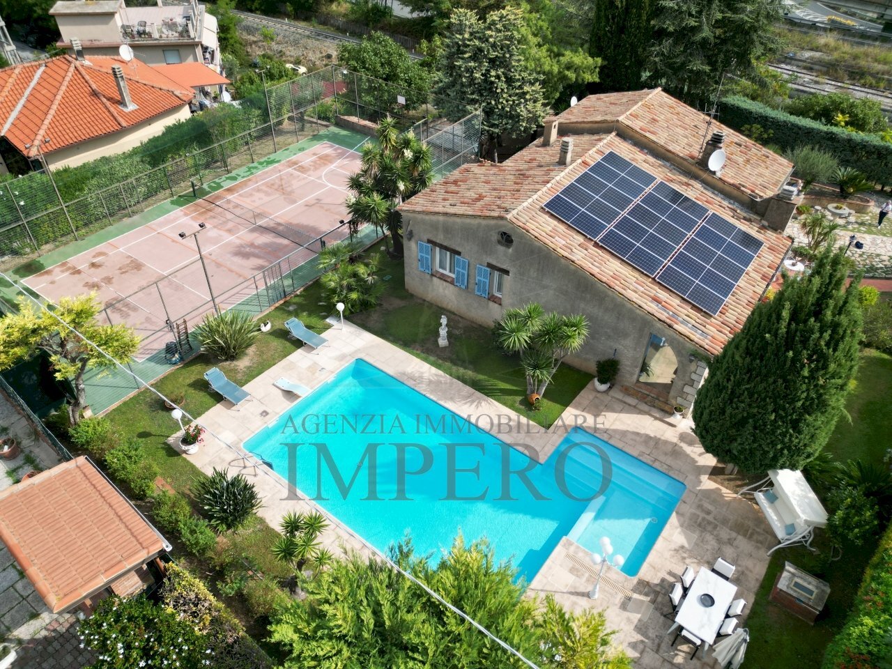 drone - Villa Via Gallardi 63, Ventimiglia - foto 1