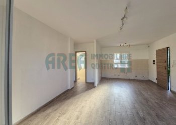 20260417_082959.jpg - Trilocale Via Nazionale 242, Imperia - foto 4
