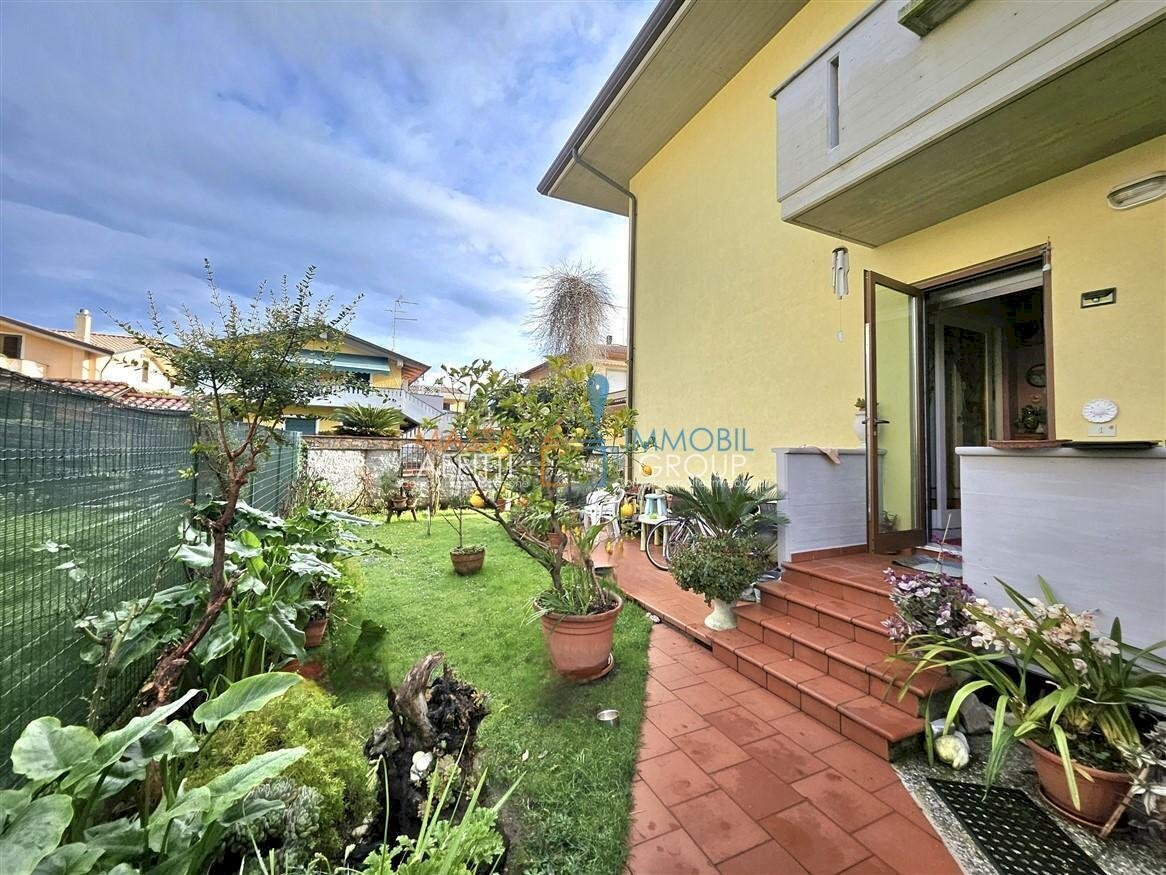 23.jpg - Villa a Schiera Via Treviso 20, Massa - foto 1
