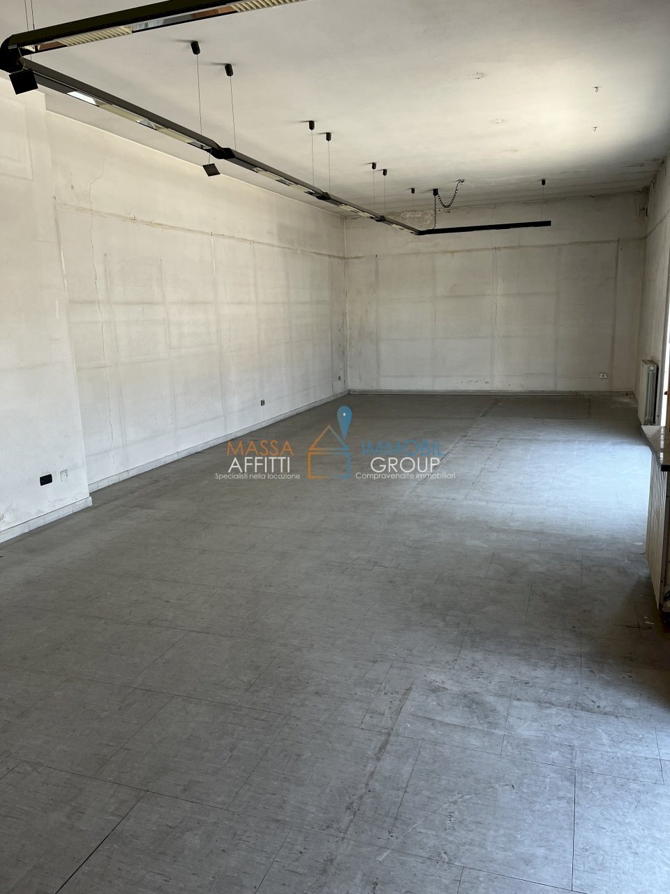 IMG_6394.JPG - Commercial Premises Via G. Carducci 123, Massa - photo 3