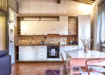 05.jpg - Two-room apartment Piazza Indipendenza, Firenze - photo 2