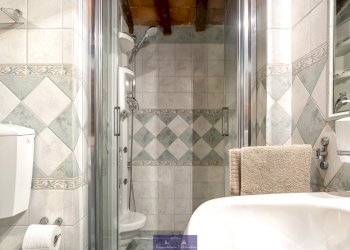 105.jpg - Two-room apartment Piazza Indipendenza, Firenze - photo 16