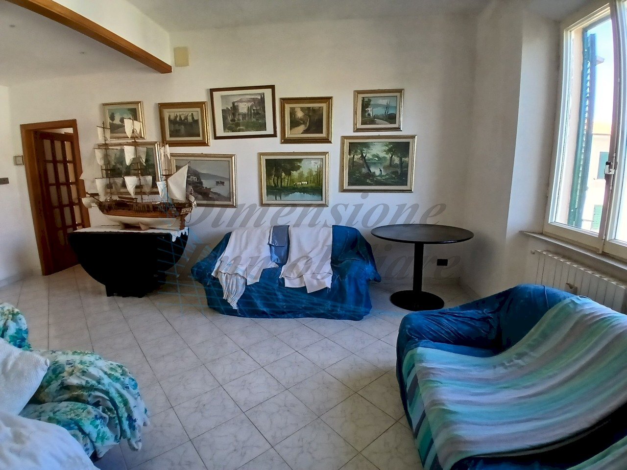 Ampio soggiorno.jpg - Apartment Via Tommaso Campanella, Rosignano Marittimo - photo 1