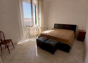 Camera matrimoniale 1.jpg - Apartment Via Tommaso Campanella, Rosignano Marittimo - photo 9