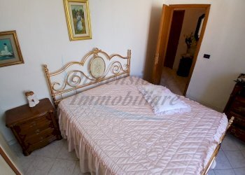 Camera matr..2.jpg - Apartment Via Tommaso Campanella, Rosignano Marittimo - photo 14
