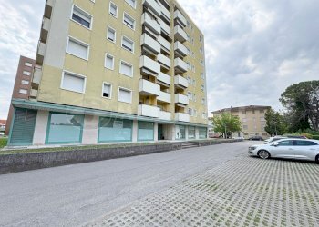 BS-142-RV 19.jpg - Locale Commerciale Via Ugo Foscolo 5, Pordenone - foto 20