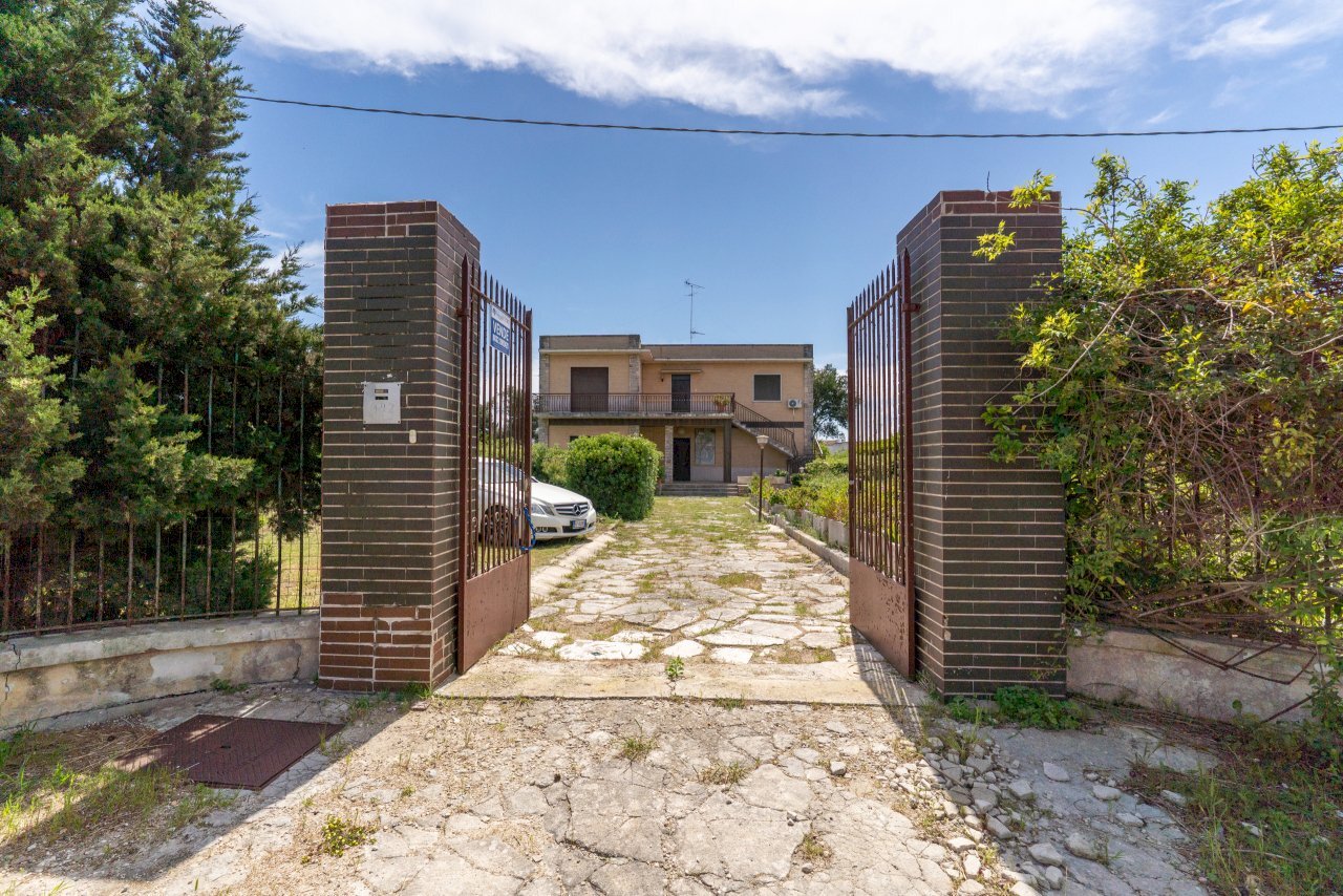 DSC04645-HDR.jpg - Villa Via Camaiore 2, Lecce - photo 1