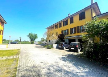 Apartment Via Valli, Calderara di Reno - photo 2