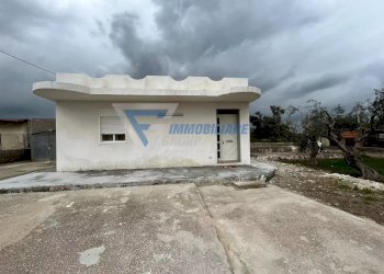 Villa VIA MONTI CLIMITI, Siracusa - photo 1