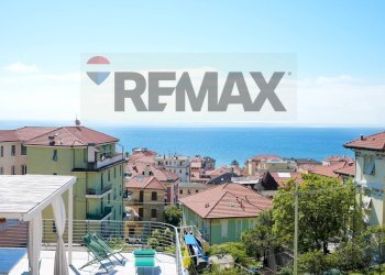 Trilocale Via Creuza De Tasca, 7 
 Varazze, Varazze - foto 2