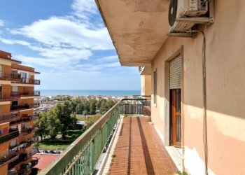 Appartamento Mondragone - foto 1