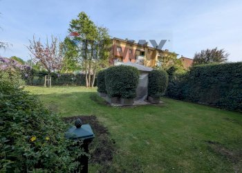 Terraced Villa Cittanova, Modena, Modena (neighborhood Cittanova) - photo 1