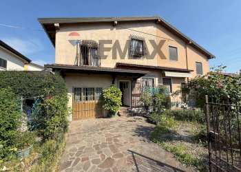 Villetta Traversa Seconda, 64 
 Villagio Prealpino, Brescia (zona Villaggio Prealpino) - foto 1