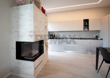 Two-room apartment Vicolo Belvedere, 9 
 Castelli Calepio, Castelli Calepio - photo 4