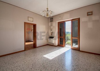 Portion of a house Vicolo Belvedere, 9 
 Castelli Calepio, Castelli Calepio - photo 4