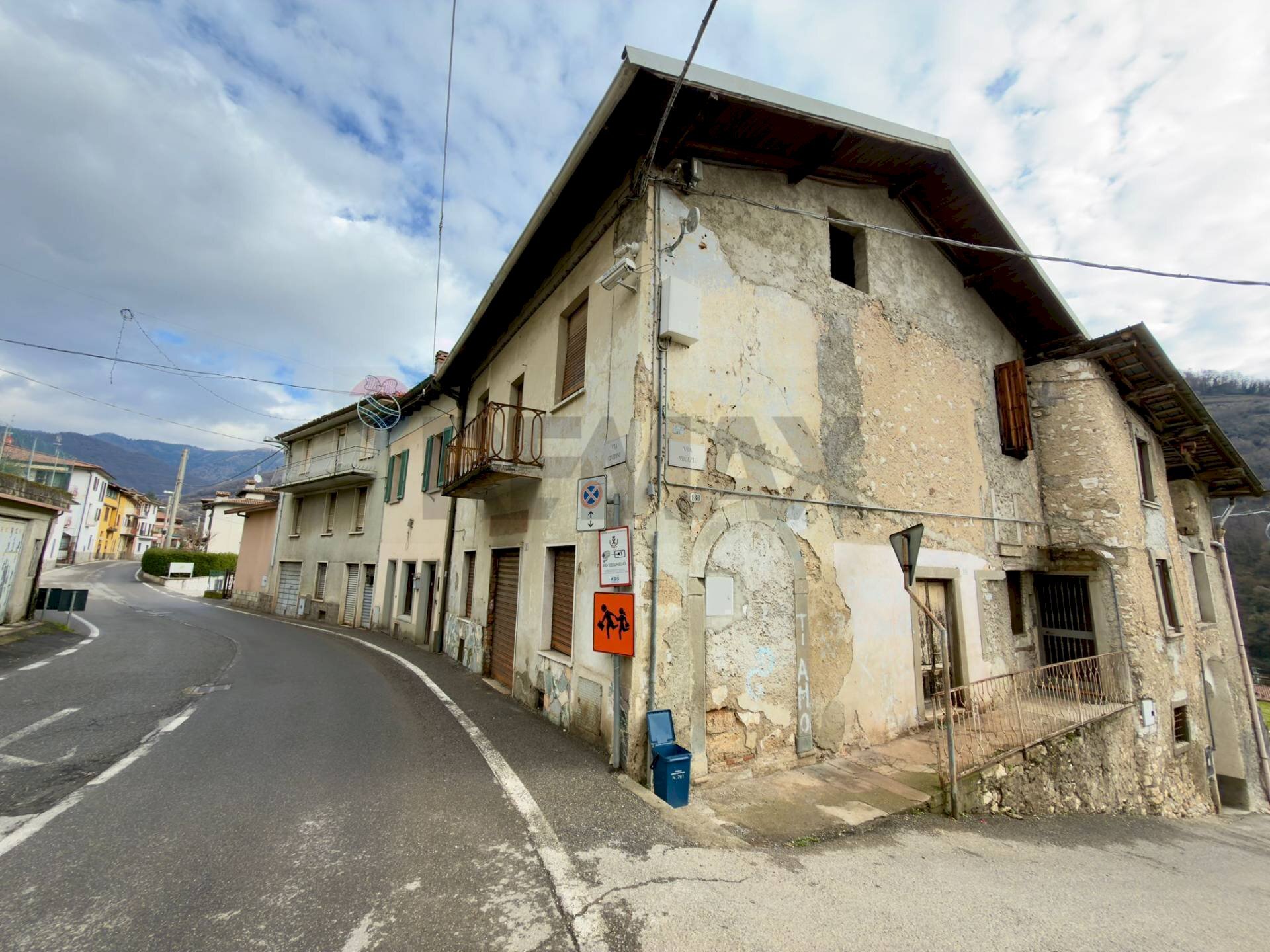 Semi-detached house Via Micizie Sotto, SNC
Adrara San Martino, Adrara San Martino - photo 2