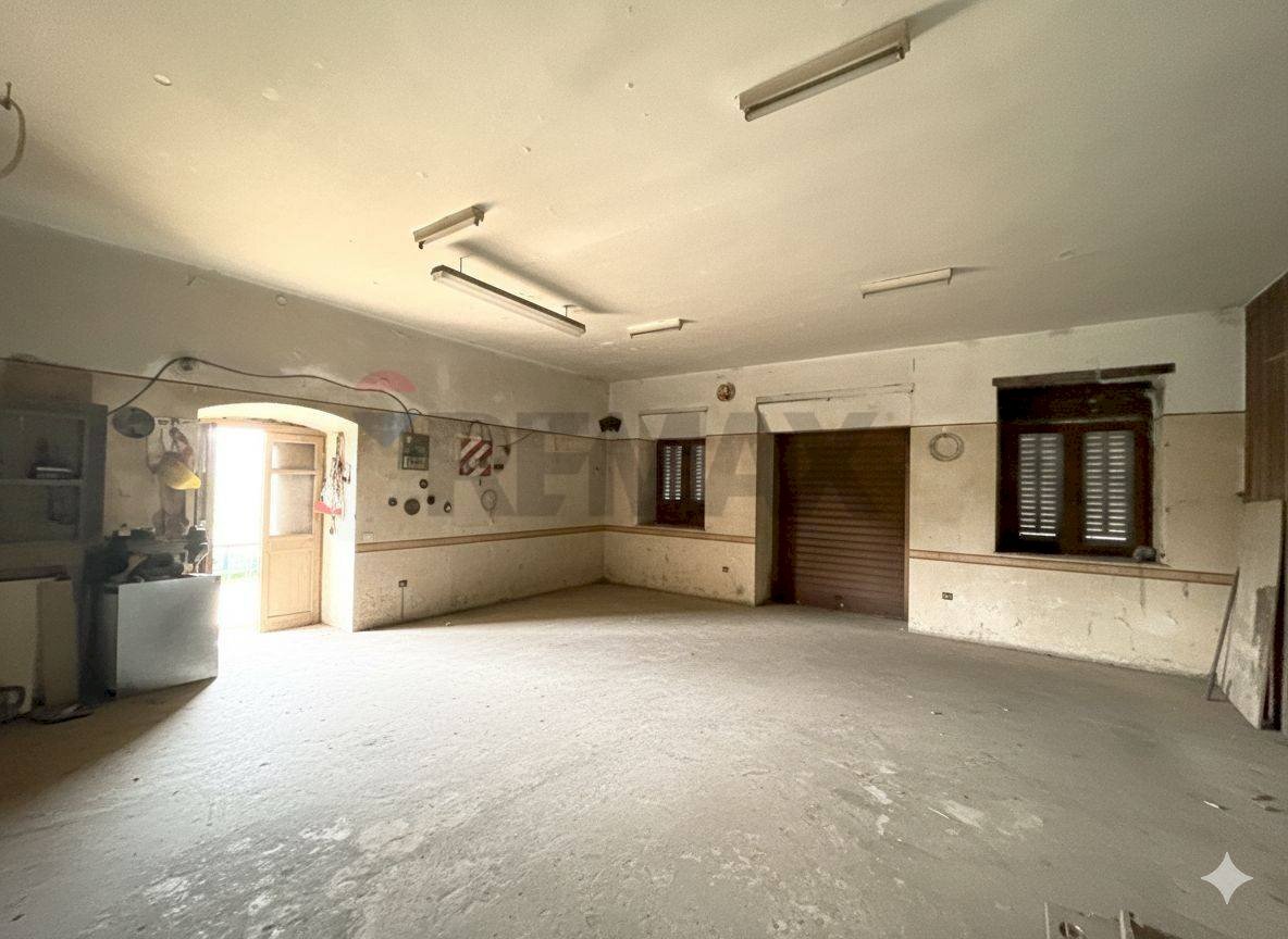 Semi-detached house Via Micizie Sotto, SNC
Adrara San Martino, Adrara San Martino - photo 3