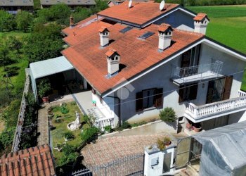 Casa indipendente Via poirino, Isolabella - foto 1