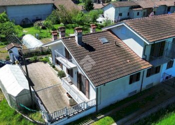 Casa indipendente Via poirino, Isolabella - foto 4