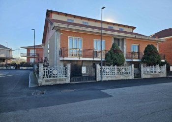 Apartment Beinasco - photo 1