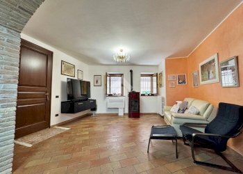 Semi-detached house Piazza 4 Novembre, Vallefoglia - photo 5