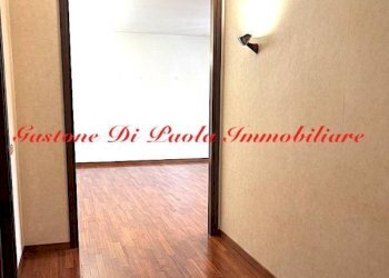 Four-room apartment Saronno - photo 17