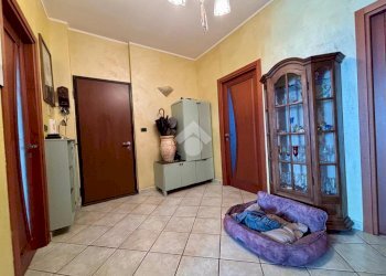 Three-room apartment Via roma, Airasca - photo 5