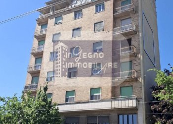 Trilocale Via Bologna, 125, Torino (zona Barriera Milano) - foto 1