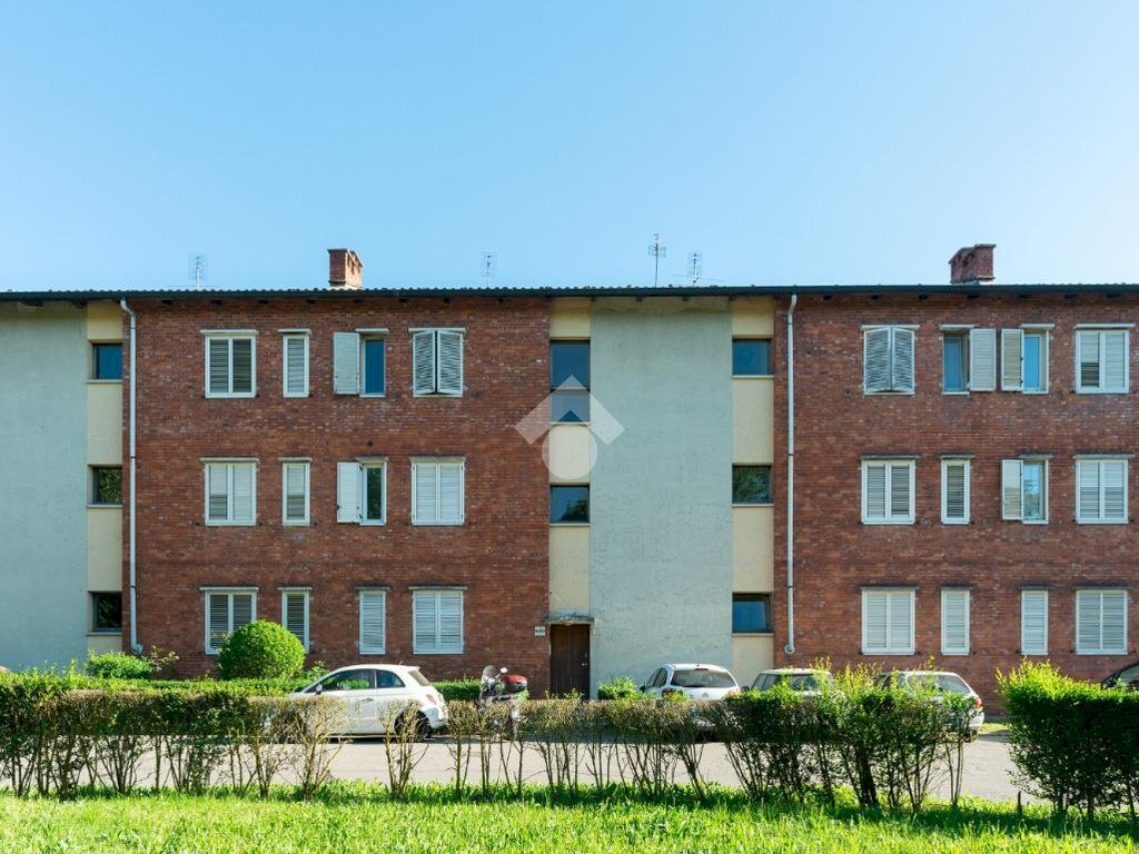 Three-room apartment Via dei tigli, Torino (neighborhood Falchera) - photo 1