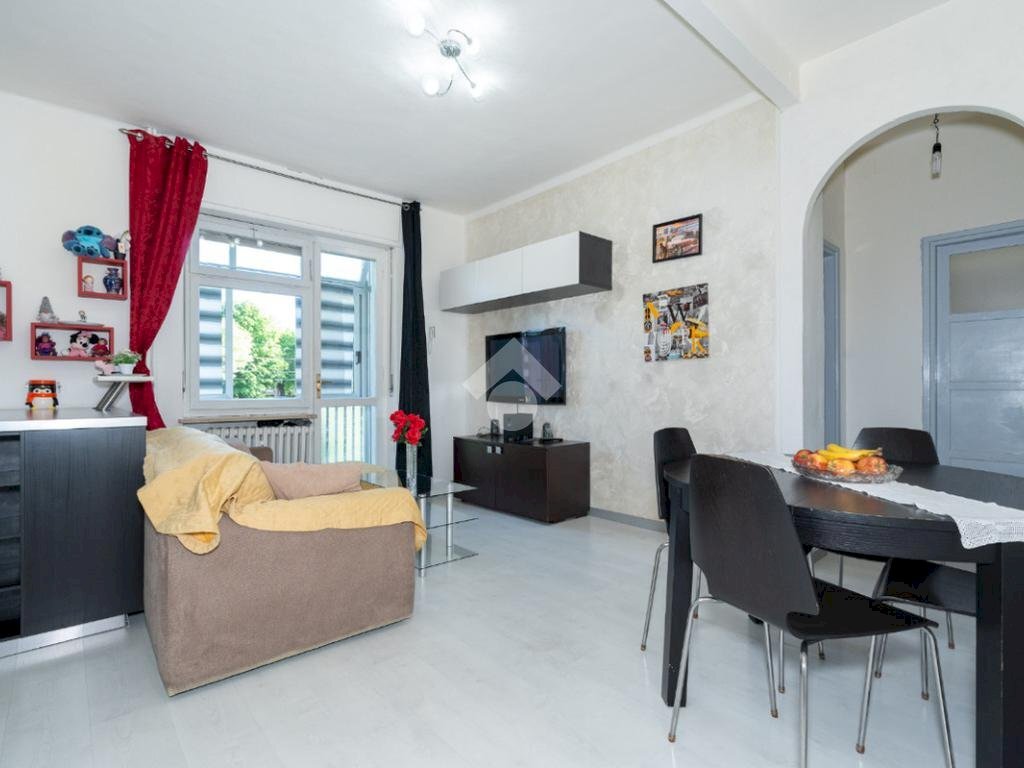 Three-room apartment Via dei tigli, Torino (neighborhood Falchera) - photo 2